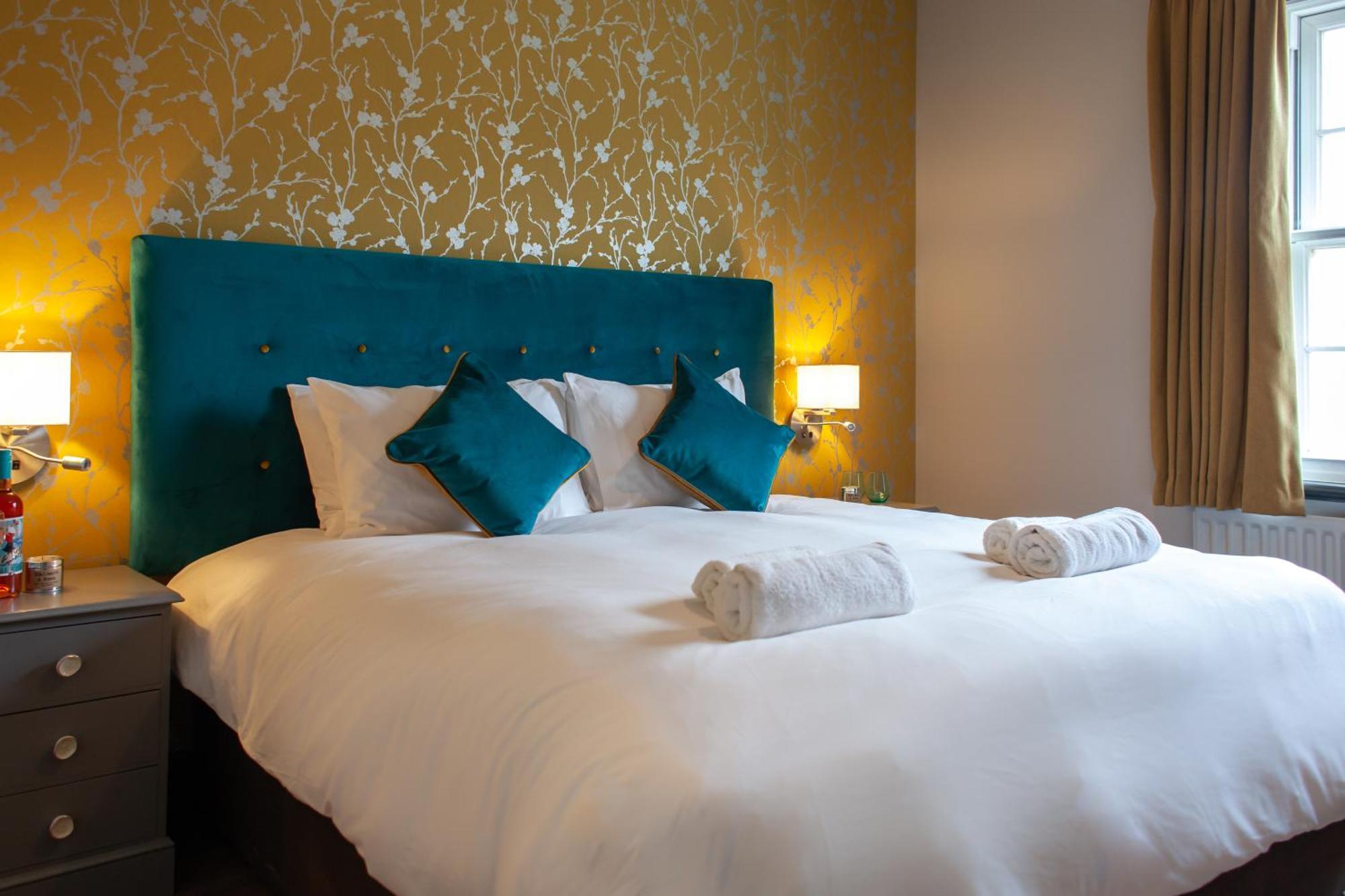 Coach House Inn Dorchester Szoba fotó